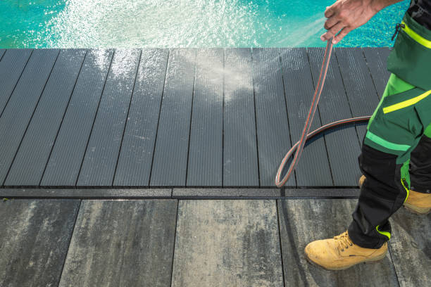 Best Commercial Pressure Washing  in Bayboro, NC